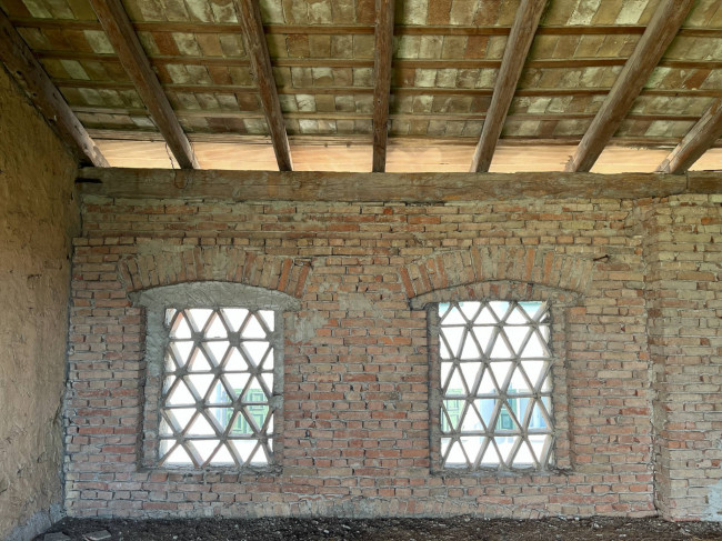Casa in linea in vendita a Capriva del Friuli