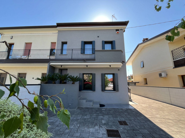 Villa in vendita a Ronchi dei Legionari