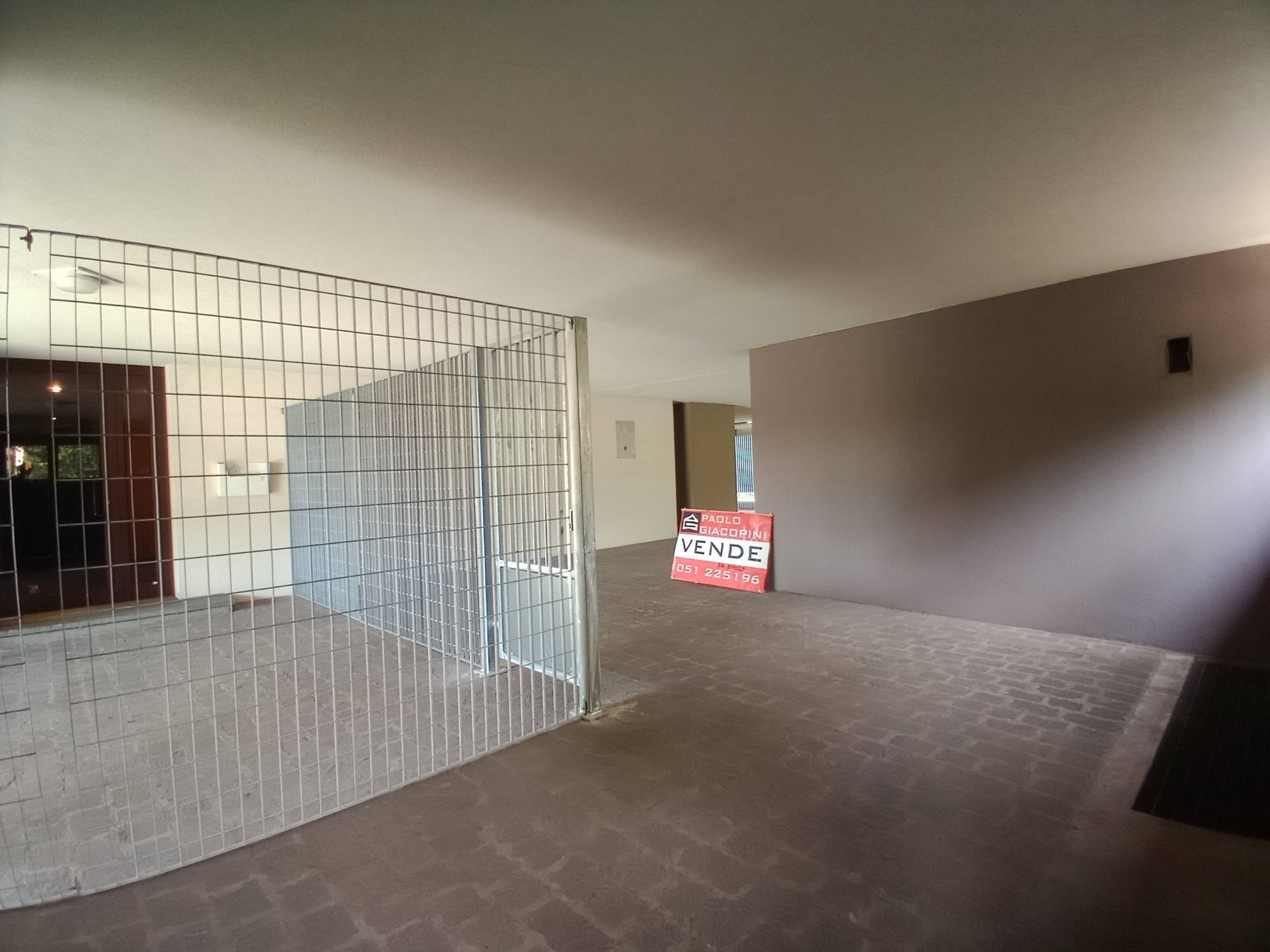 Magazzino in vendita a Bologna (BO)