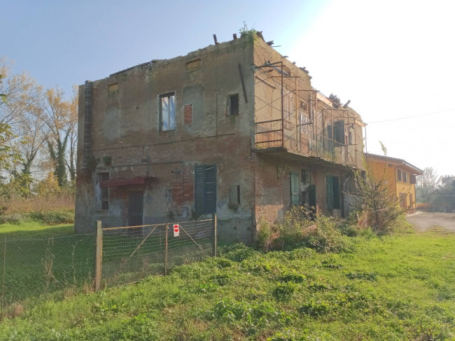 Rustico in vendita a Corticella, Bologna (BO)