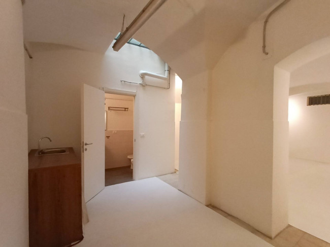 Cantina in Vendita a Bologna