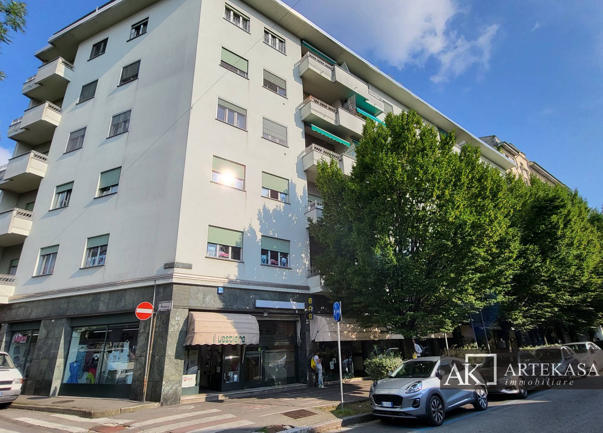 3 LOCALI in affitto a Novara