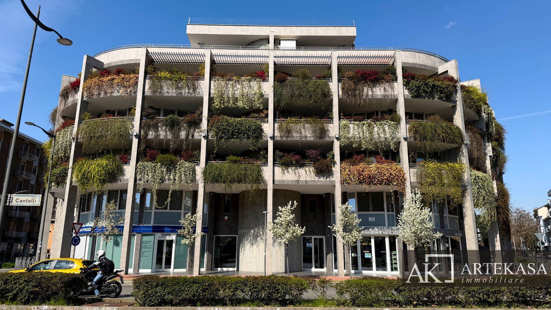 BILOCALE in vendita a Novara