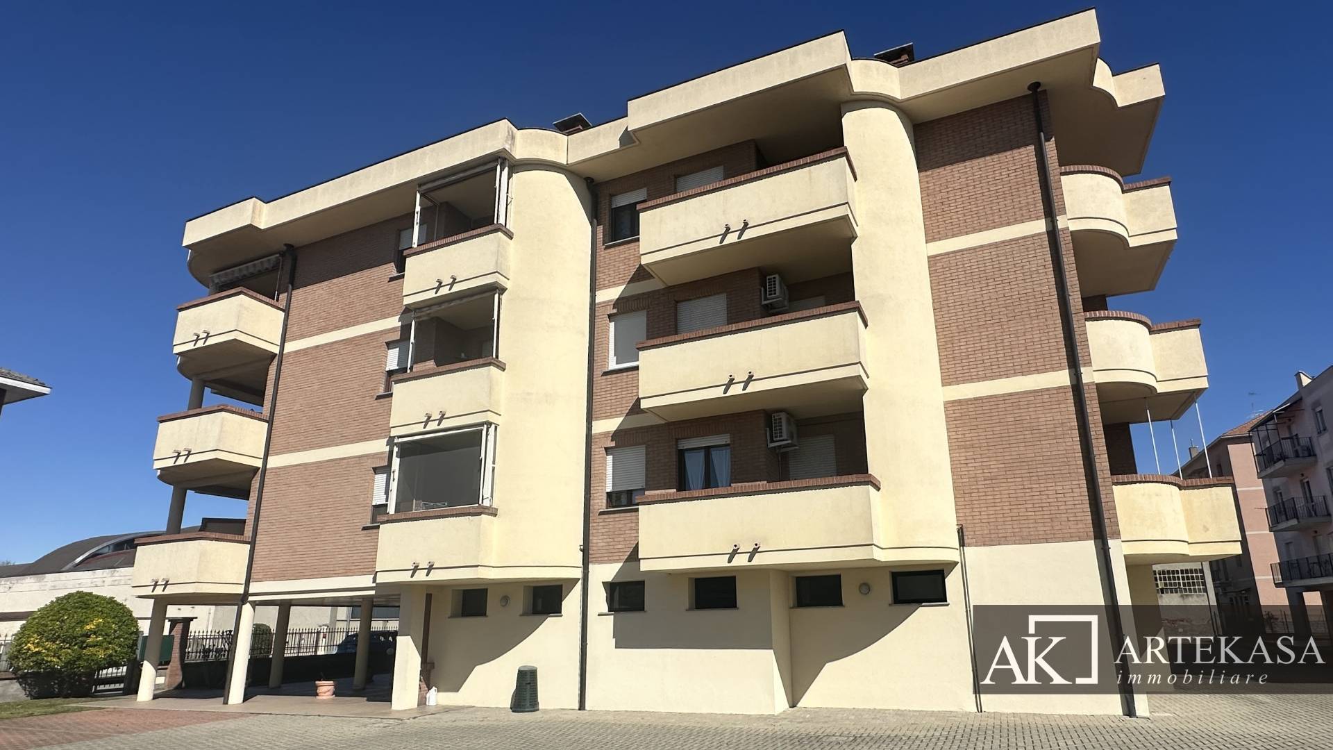 BILOCALE in affitto a Novara