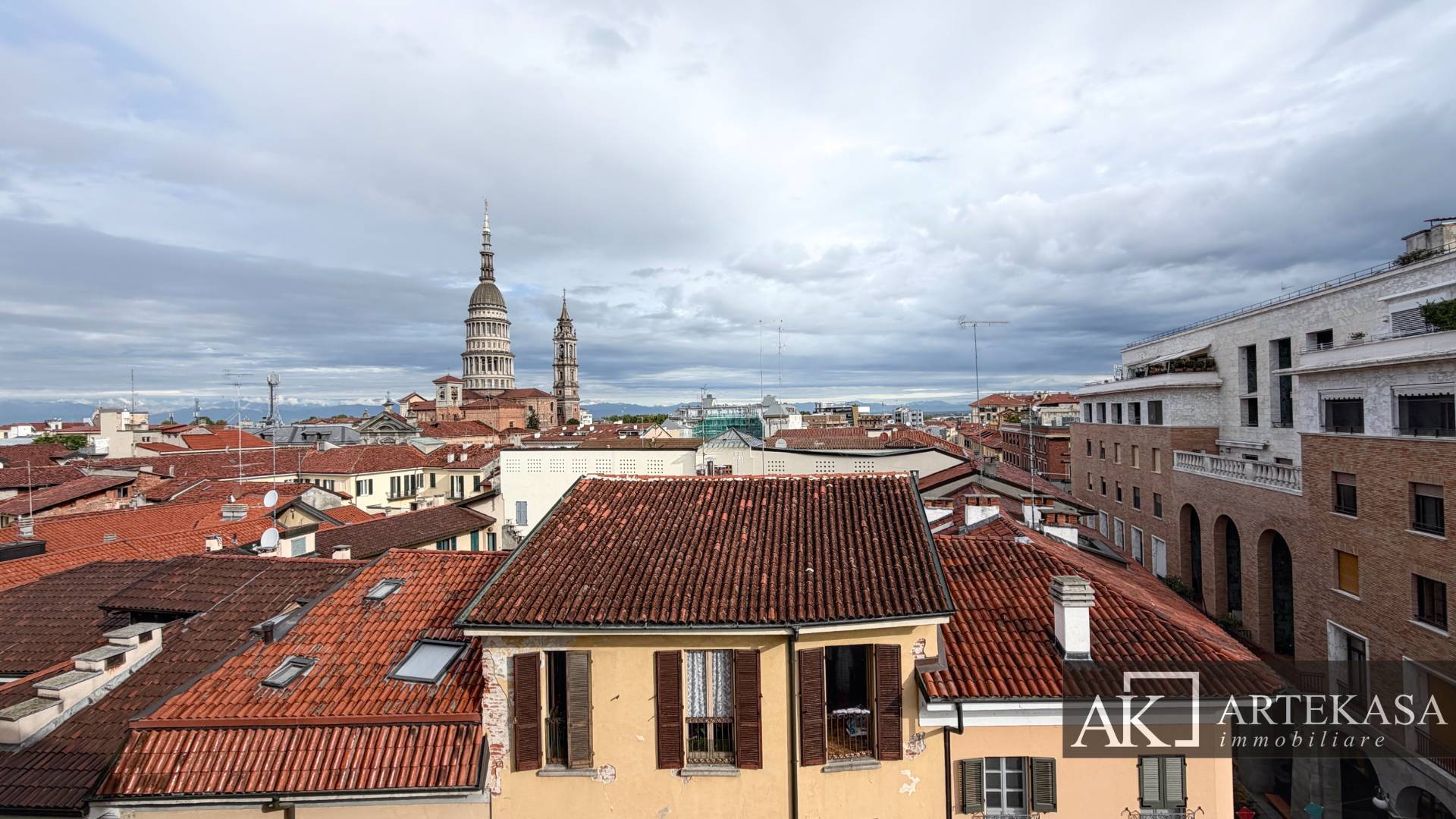 Appartamento in vendita a Novara, Centro - foto 5