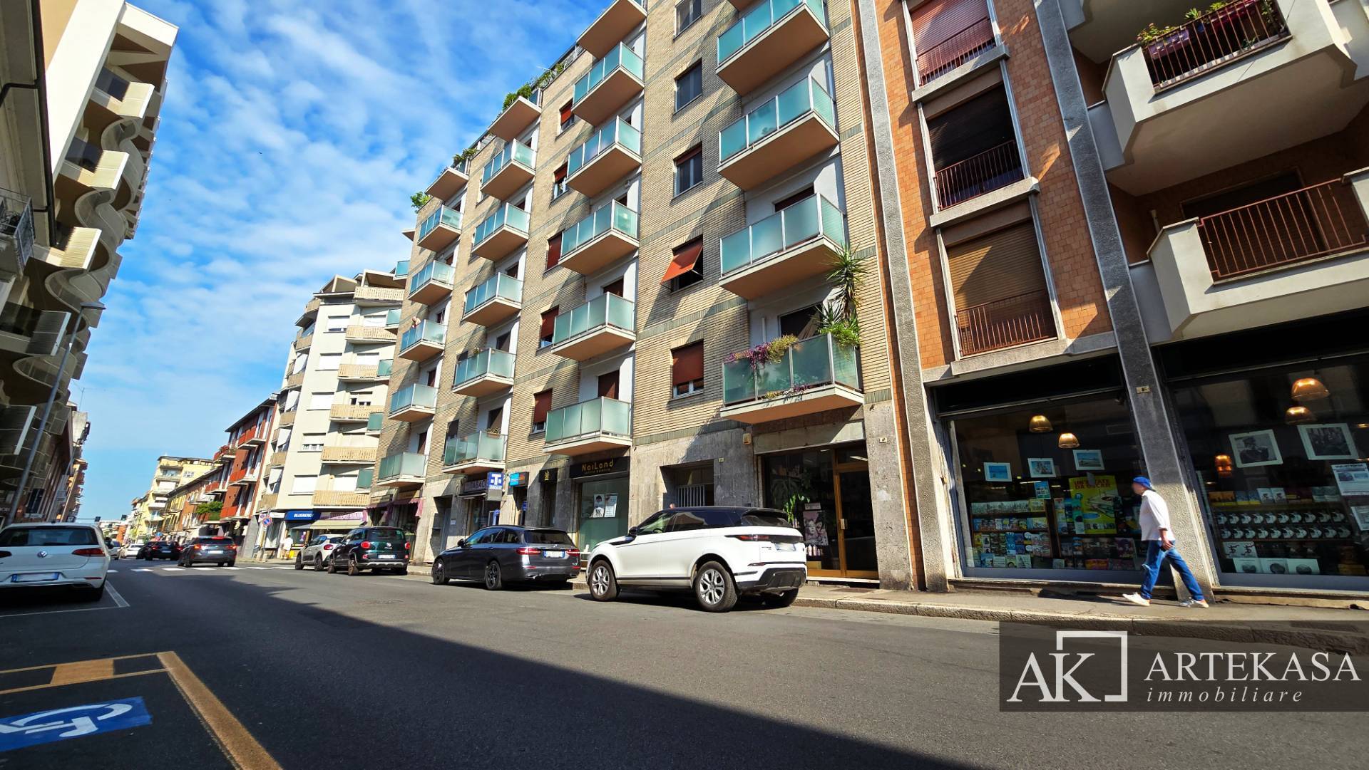 Negozio in affitto a Novara