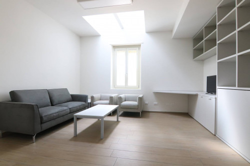 BILOCALE in affitto a Novara