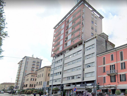 two-room apartment for rent in Novara
