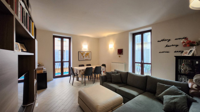 two-room apartment for rent in Novara