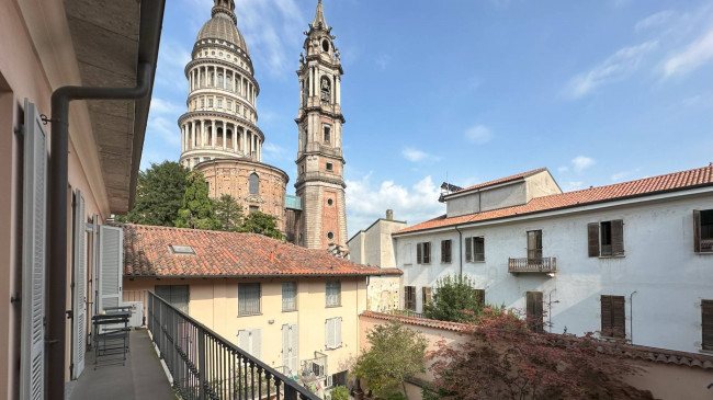 BILOCALE in affitto a Novara