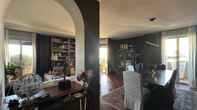 Penthouse for rent in Novara