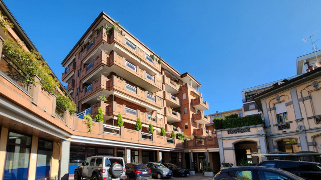 Garage for sale in Novara