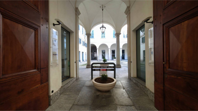 BILOCALE in vendita a Novara