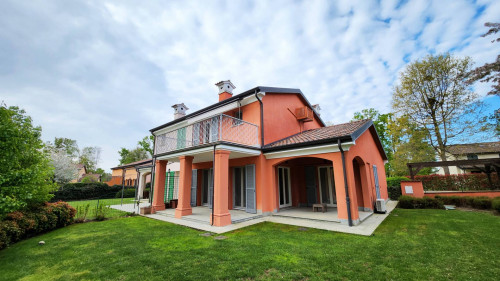 Villa in affitto a Bogogno