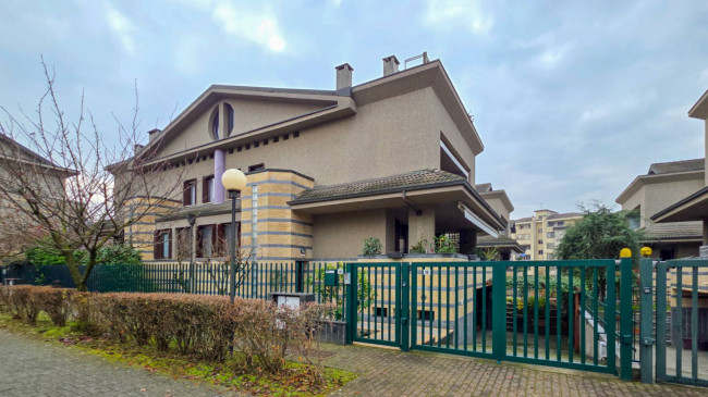 Villa in vendita a Novara