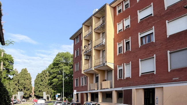 3 Rooms for sale in Novara