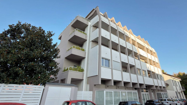 BILOCALE in affitto a Novara