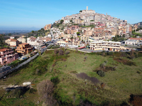 Terreno edificabile in vendita a Palombara Sabina (RM)