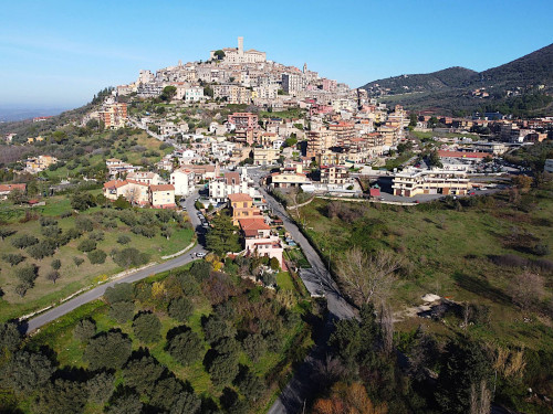 Terreno edificabile in vendita a Palombara Sabina (RM)