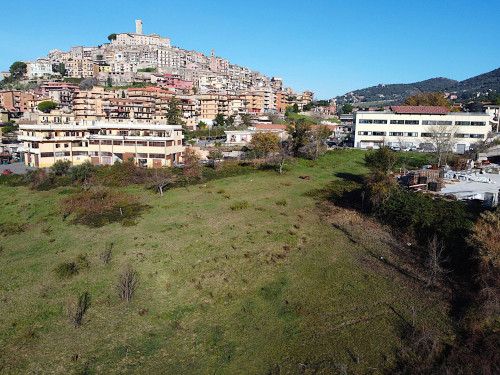 Terreno edificabile in vendita a Palombara Sabina (RM)