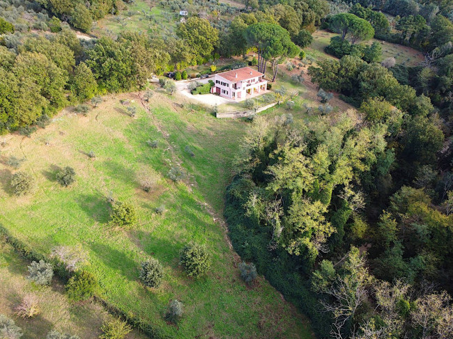 Villa in vendita a Palombara Sabina (RM)