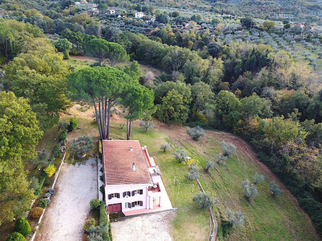 Villa in vendita a Palombara Sabina (RM)