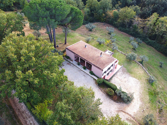 Villa in vendita a Palombara Sabina (RM)