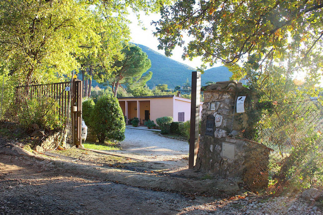 Villa in vendita a Palombara Sabina (RM)