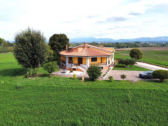 Appartamento in affitto a Palombara Sabina