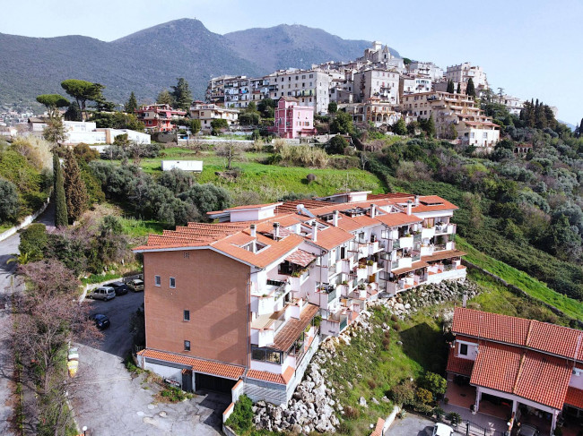 Appartamento in vendita a Palombara Sabina