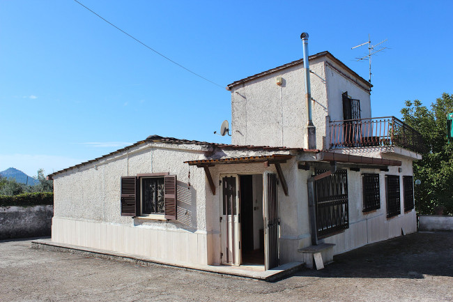 Casa singola in vendita a Palombara Sabina