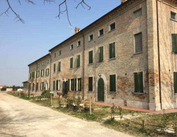  ravenna vendita quart: porto fuori beta-multiservice-srl
