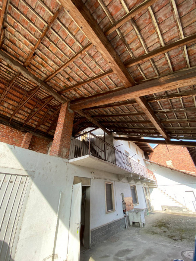 Rustico - Casale in Vendita a Vicolungo