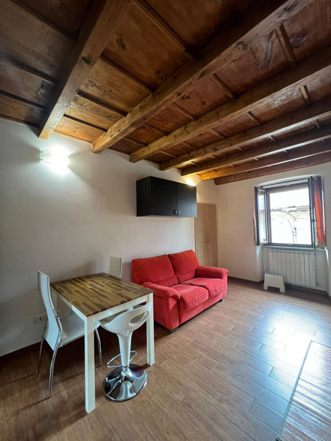 Appartamento in Affitto a Novara