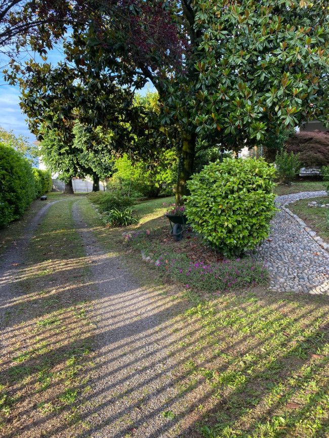 Casa indipendente in Vendita a Sozzago