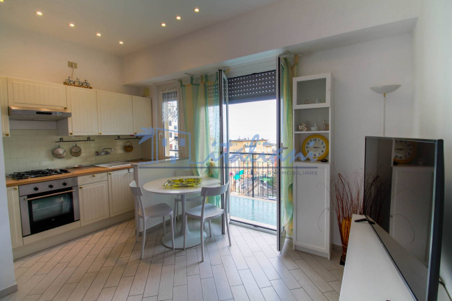 Appartamento in Affitto a Varazze