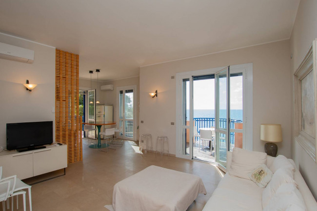 Appartamento in Vendita a Varazze