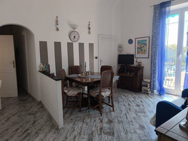 Appartamento in Affitto a Varazze