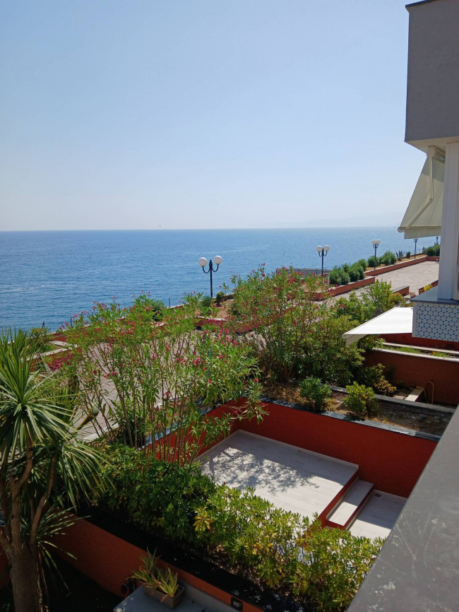 Appartamento in Affitto a Arenzano