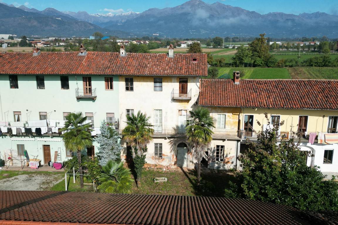Casa indipendente in vendita a Favria (TO)