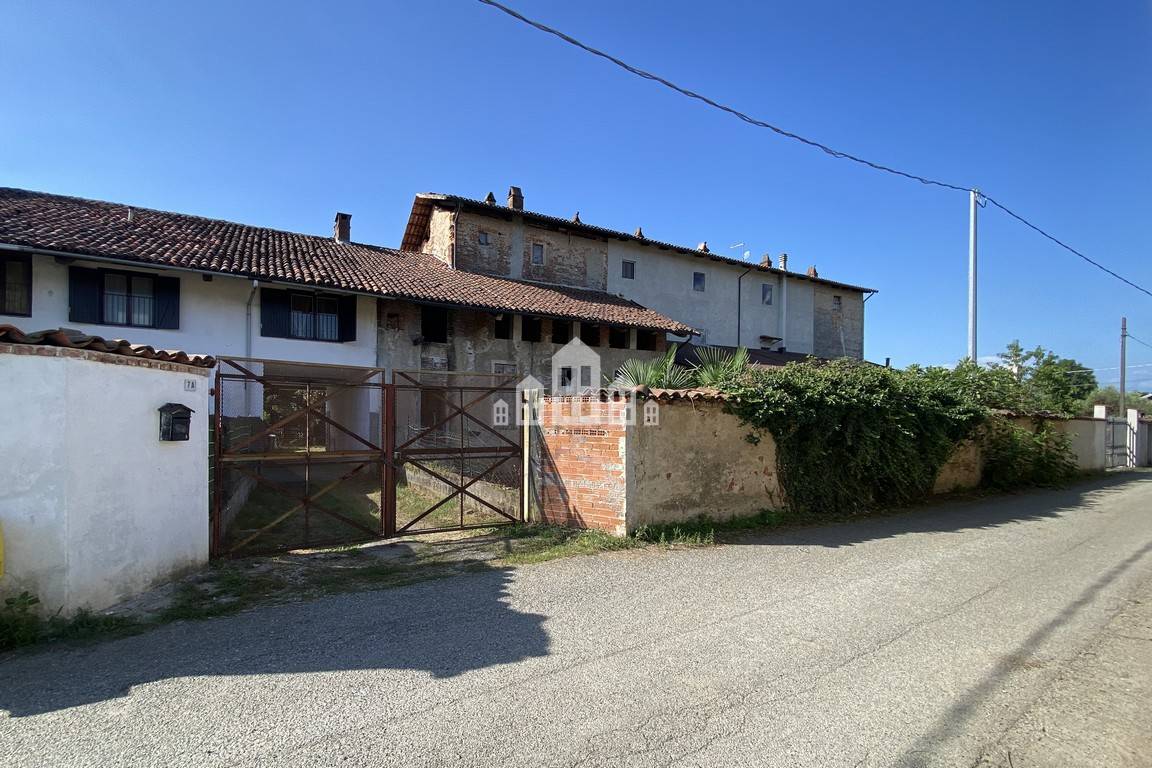 Casa indipendente in vendita a Favria (TO)