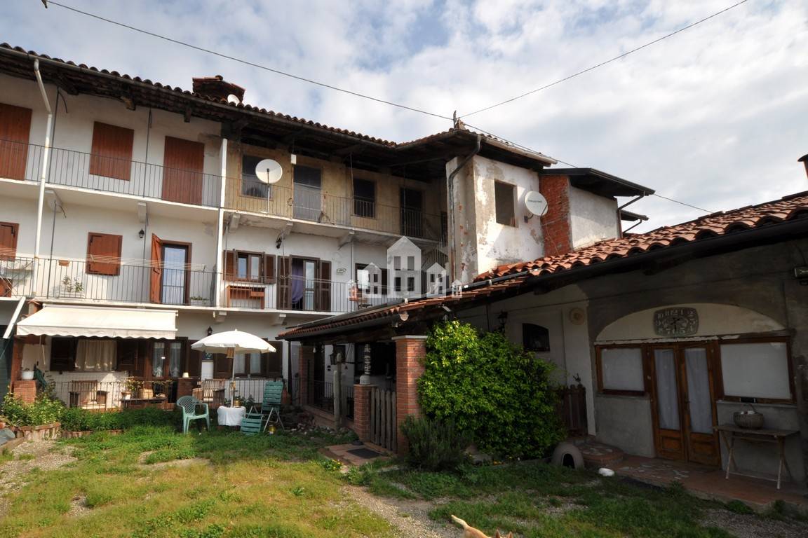 Casa indipendente in vendita a Spineto, Castellamonte (TO)