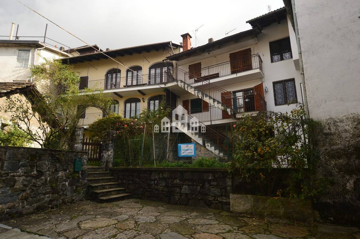 Casa indipendente in vendita a Valchiusa (TO)