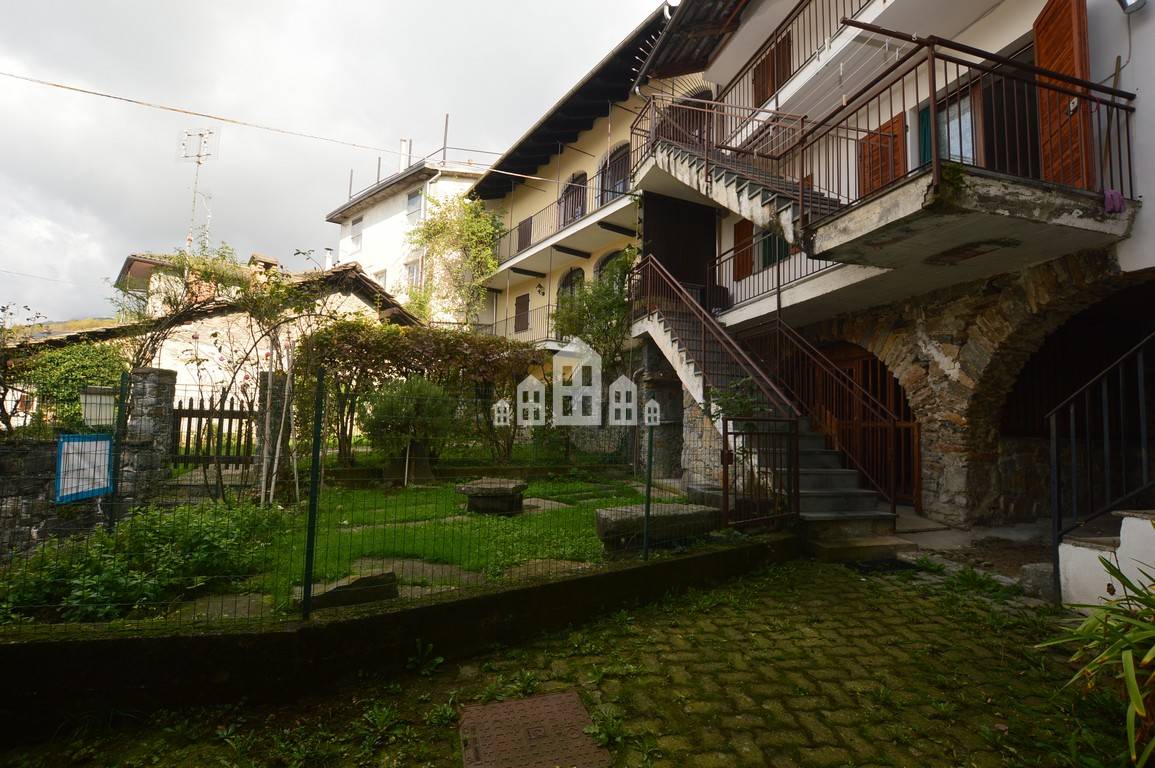 Casa indipendente in vendita a Valchiusa (TO)
