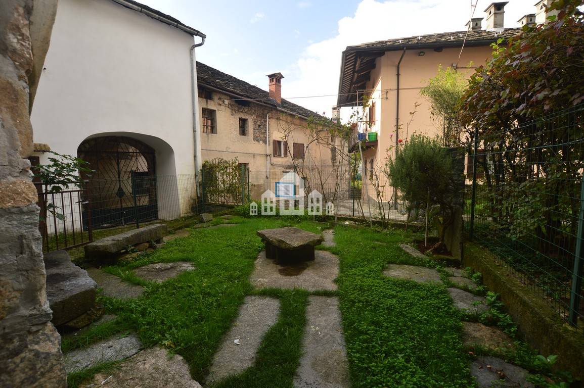 Casa indipendente in vendita a Valchiusa (TO)