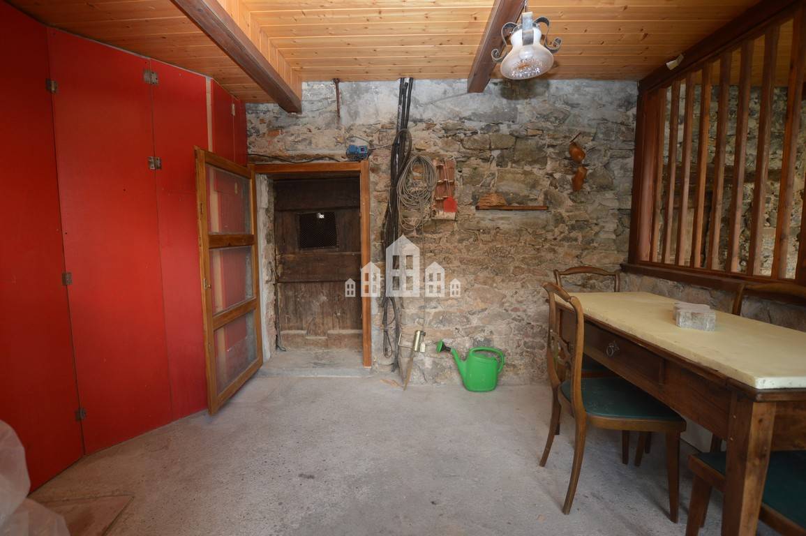 Casa indipendente in vendita a Valchiusa (TO)