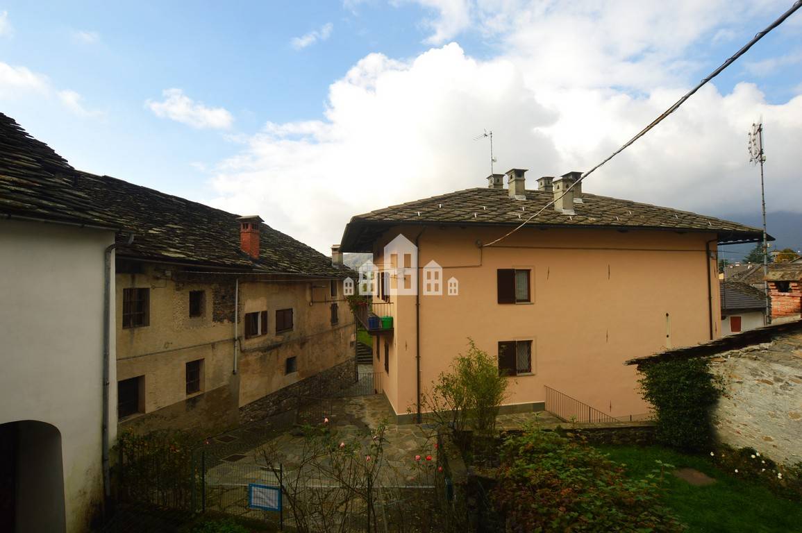 Casa indipendente in vendita a Valchiusa (TO)