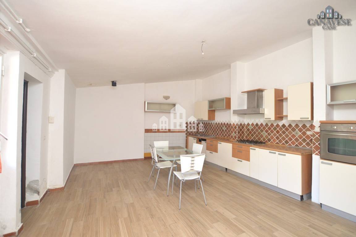 Casa indipendente in vendita a Favria (TO)