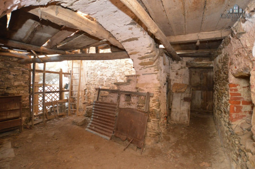 Rustico in vendita a Rueglio
