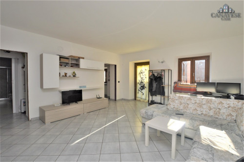 Half-duplex for sale in Loranzè